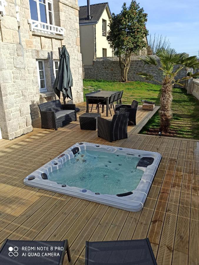 Luxueuse Villa Au Pied Du Chateau Dinan Bagian luar foto